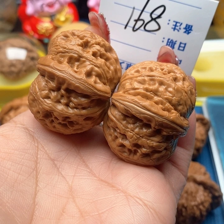 文玩核桃把件168号41平谷元宝