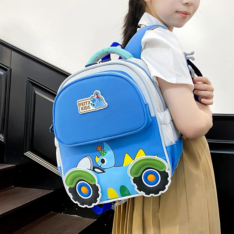 新款童趣小汽车幼儿园3--6岁宝宝书包男女可爱轻便减负出游双肩包
