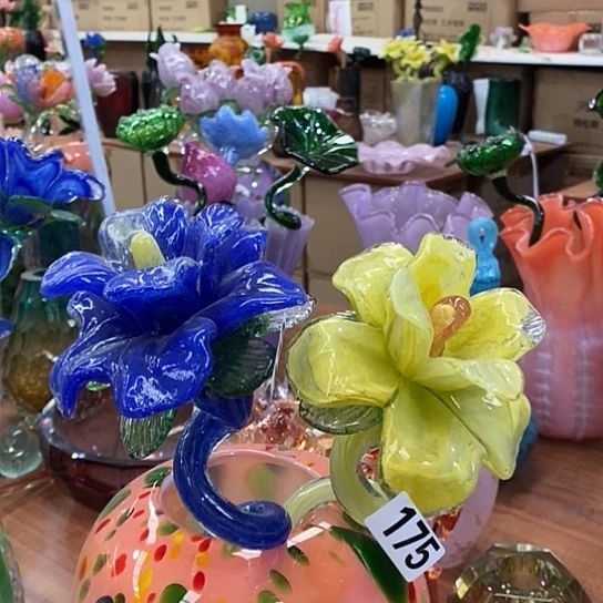 琉璃花瓶高45厘米宽12的厘米