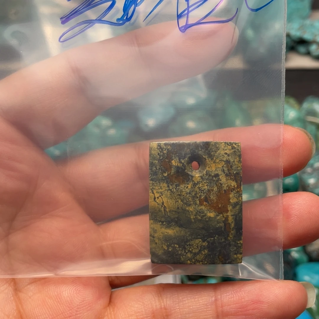 爱****玛瑙/玉髓未镶嵌颈饰