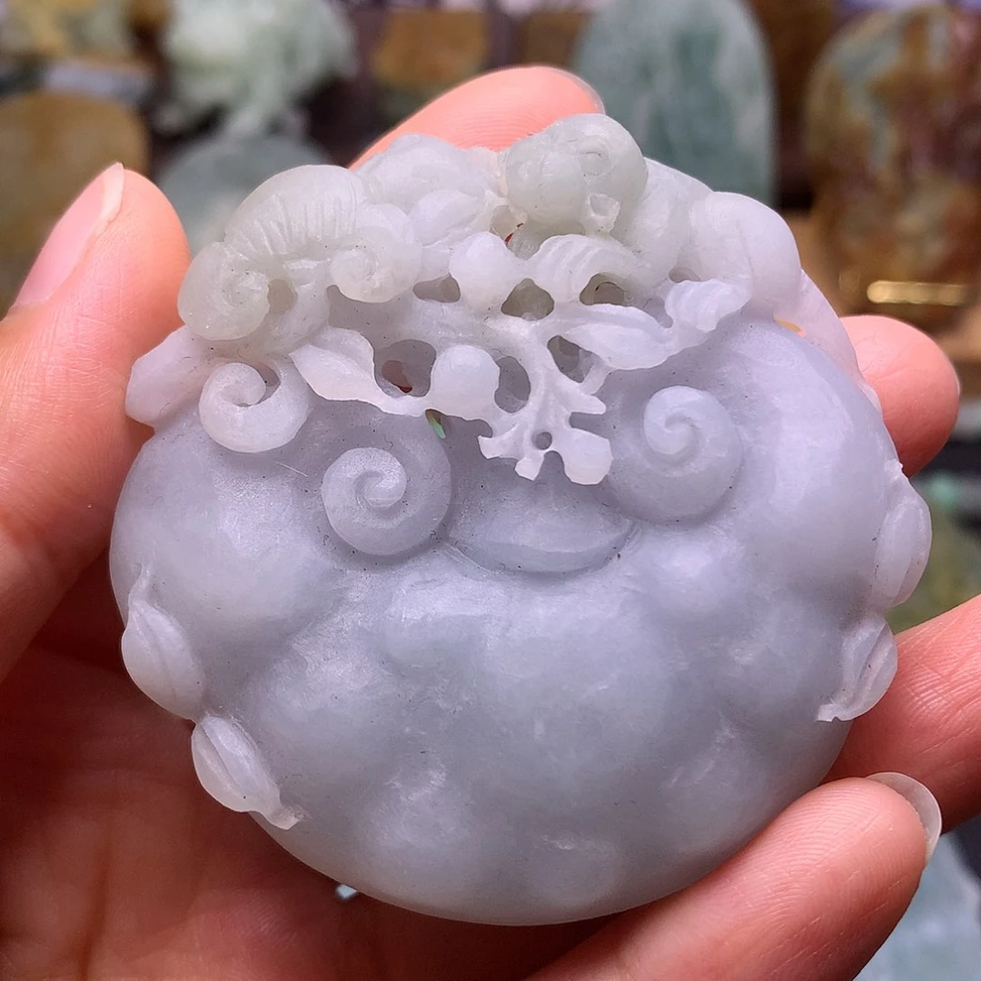 定制翡翠未镶嵌如意