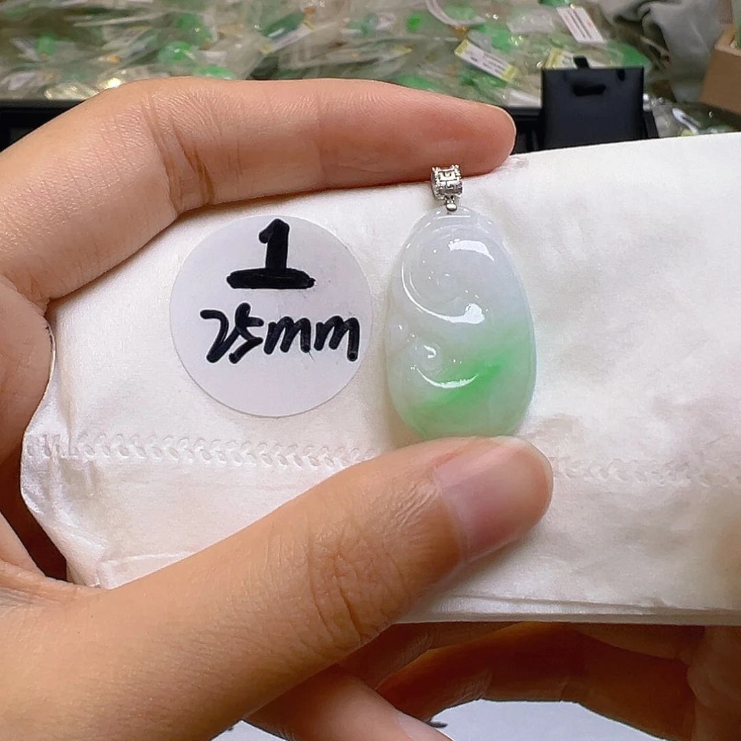 翡翠18K金镶嵌吊坠(不含链)翡翠