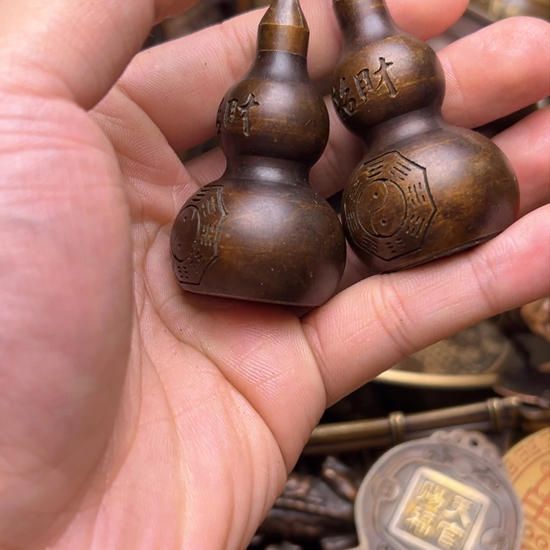 精美铜器点击下单