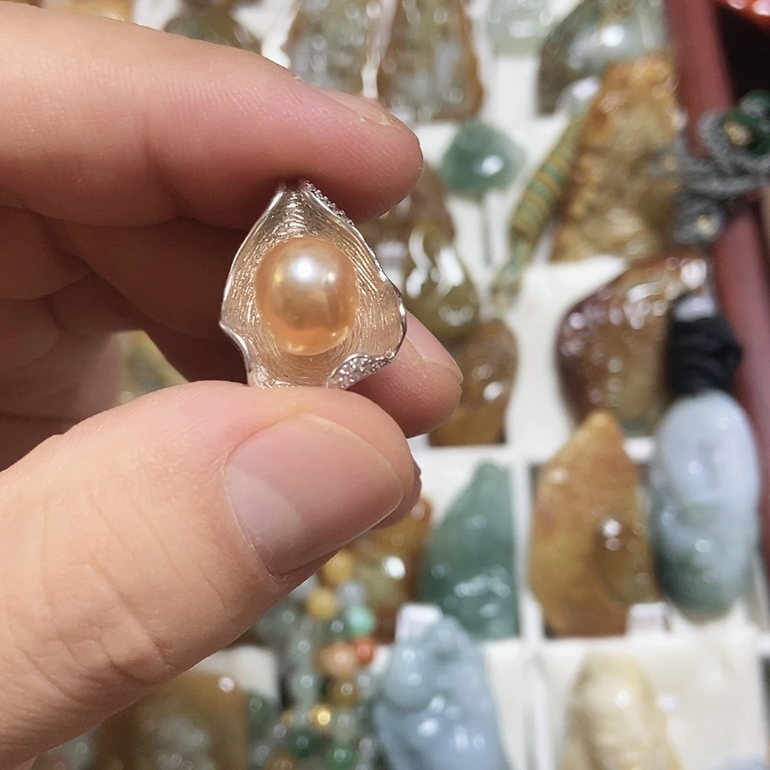 翡翠未镶嵌挂件挂件