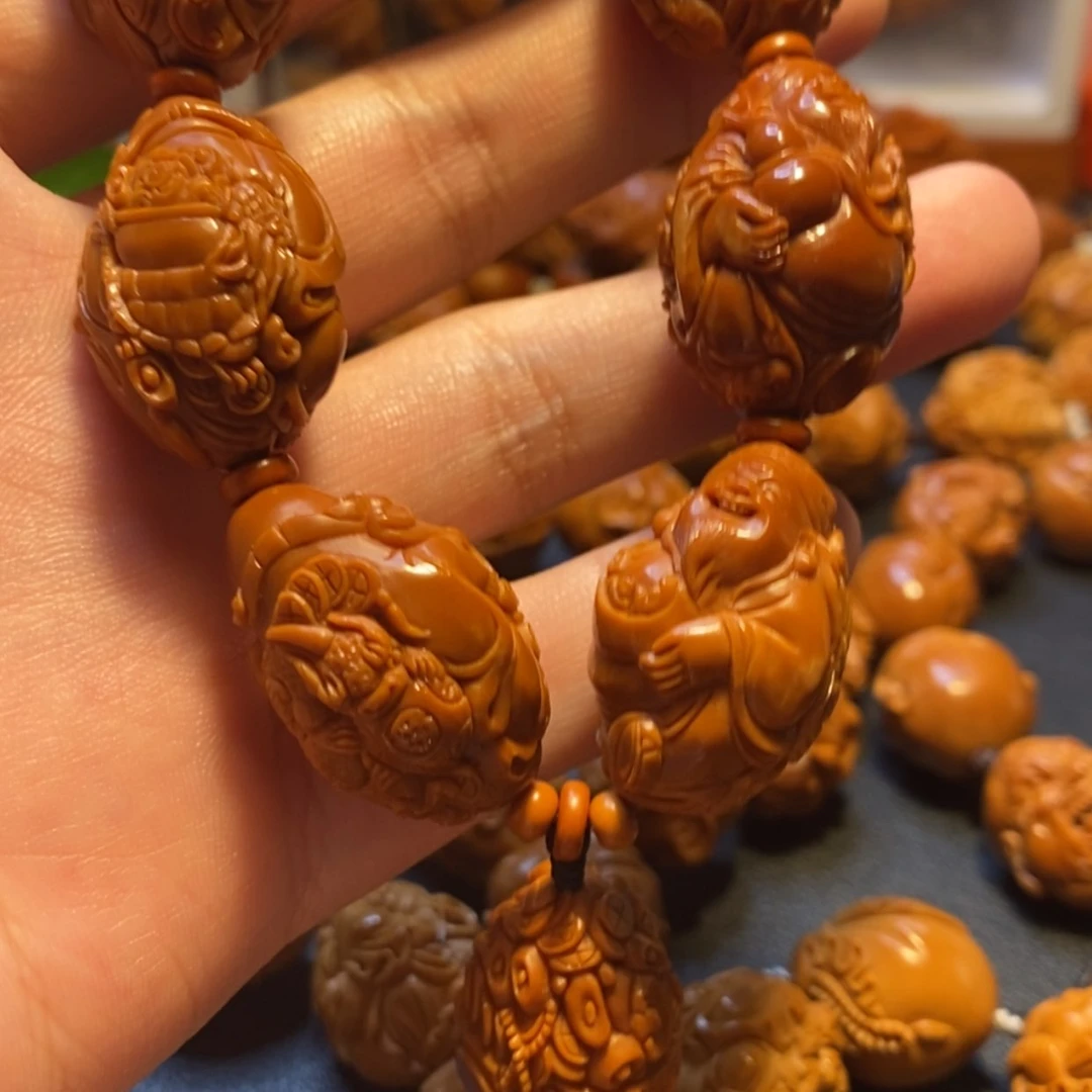 【闪购商品】橄榄核手串/手链胡*财苏工名家高货百年油核瑞兽财神