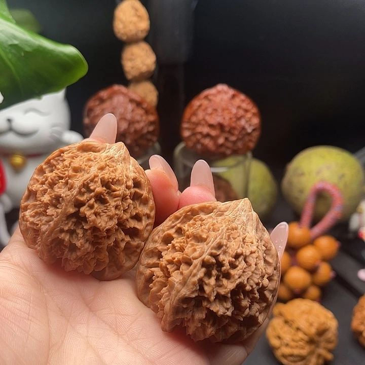 把件桃核满天星45全品