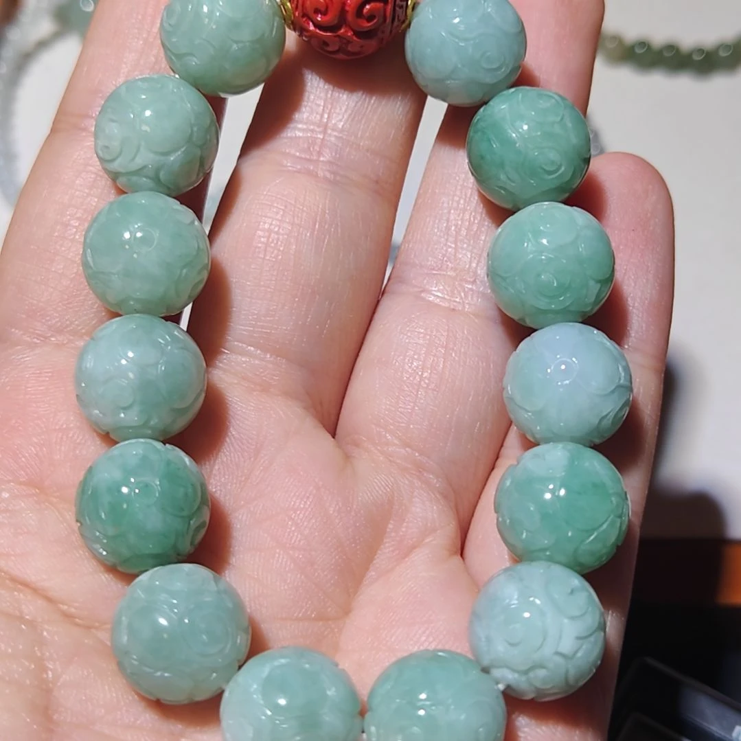 翡翠散珠未镶嵌翡翠