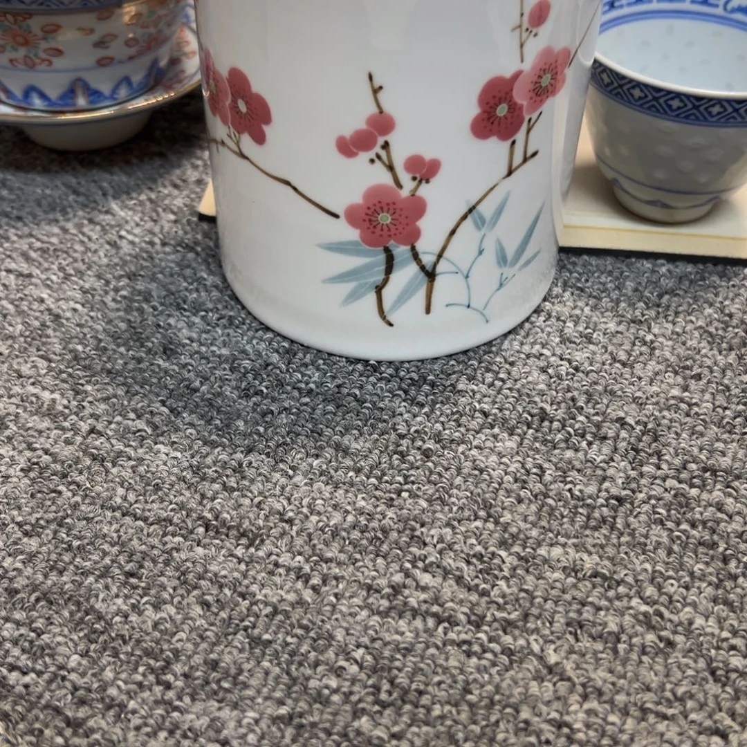 保***國笔筒景德镇陶瓷釉中彩笔筒
