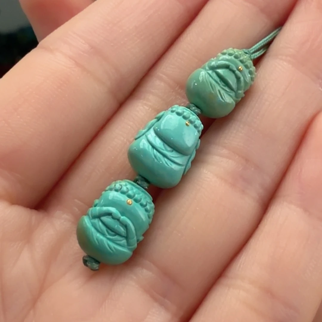 绿松石未镶嵌颈饰