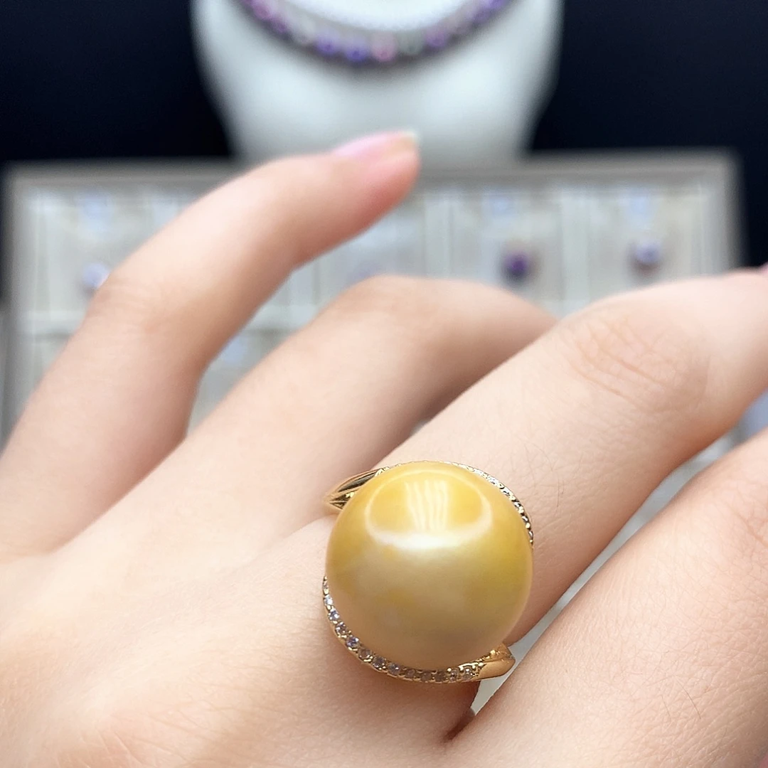 合金淡水珍珠颈饰