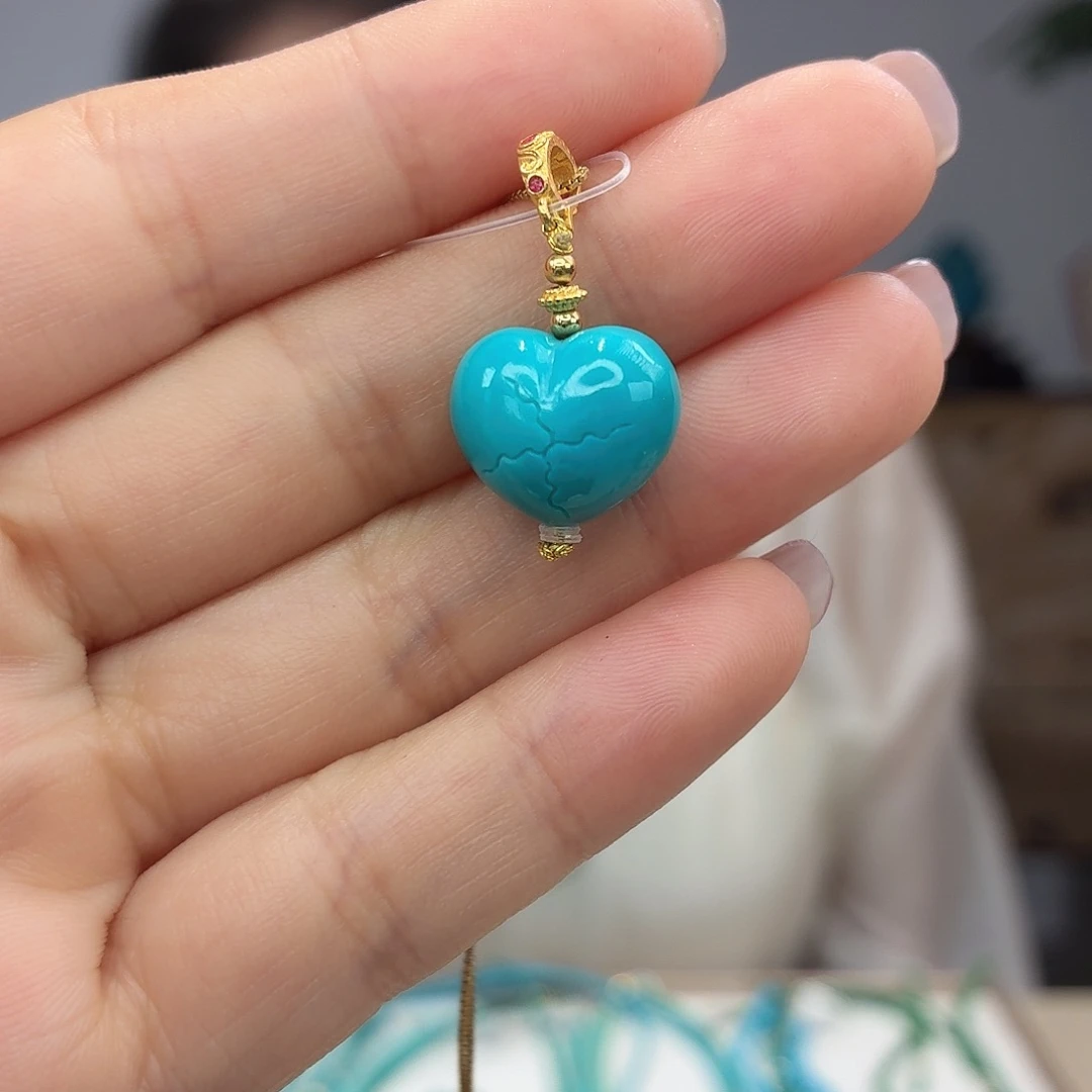 绿松石18K金镶嵌颈饰