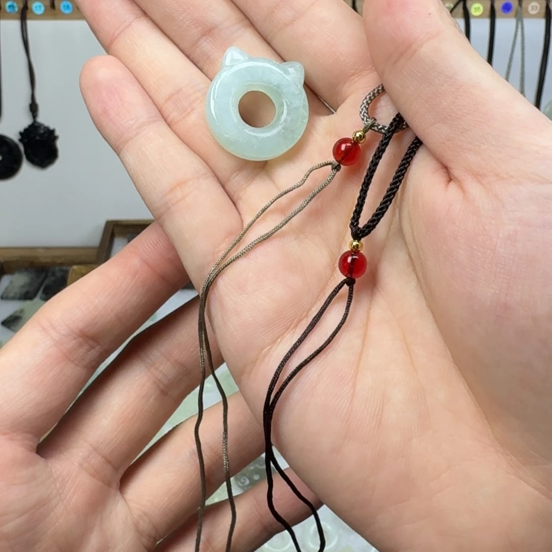 蛇纹石玉吊坠未镶嵌凌*.