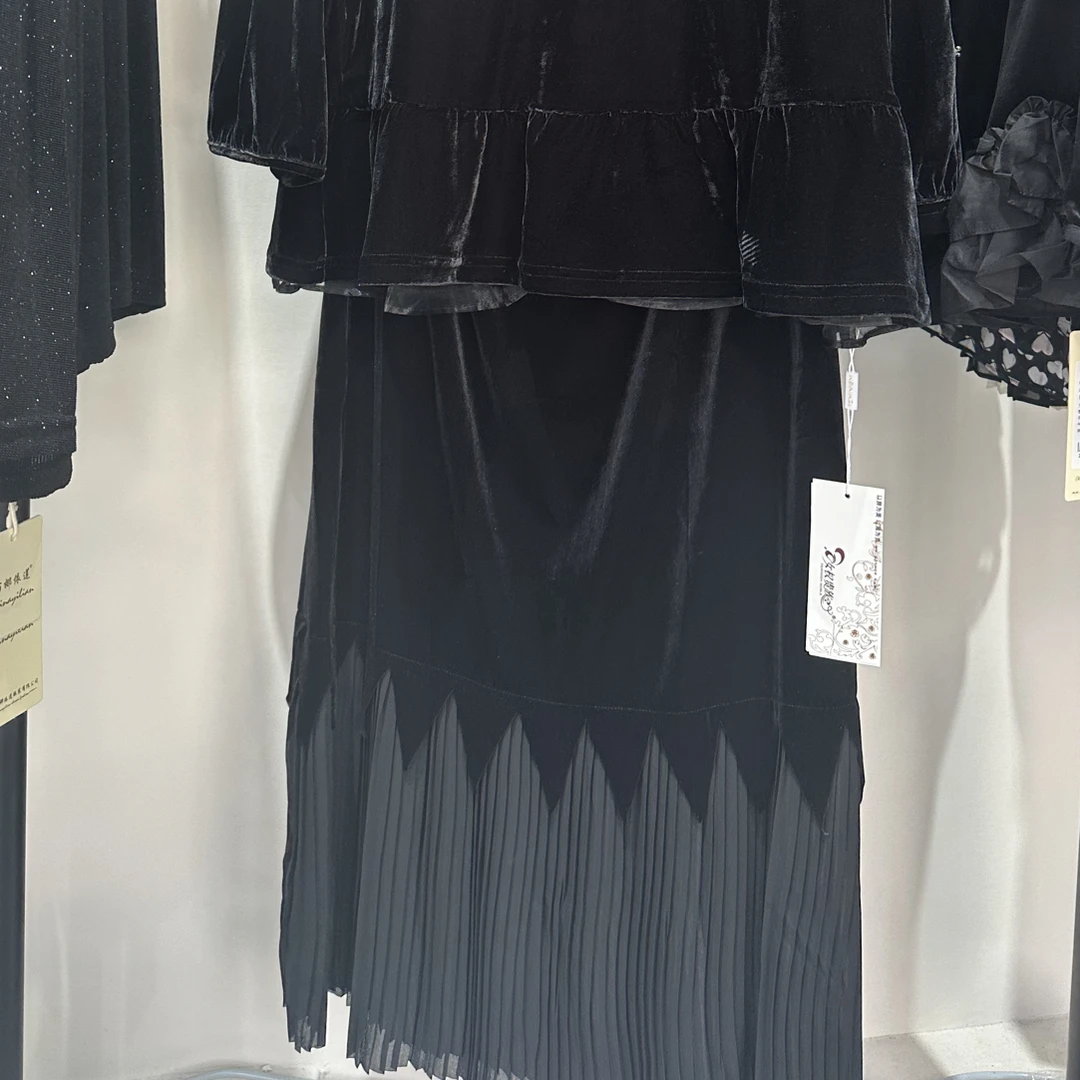 芮娜依莲时尚百搭下摆压褶高腰显瘦包臀中长半身裙