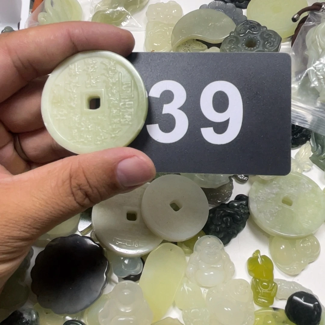 蛇纹石玉合金颈饰