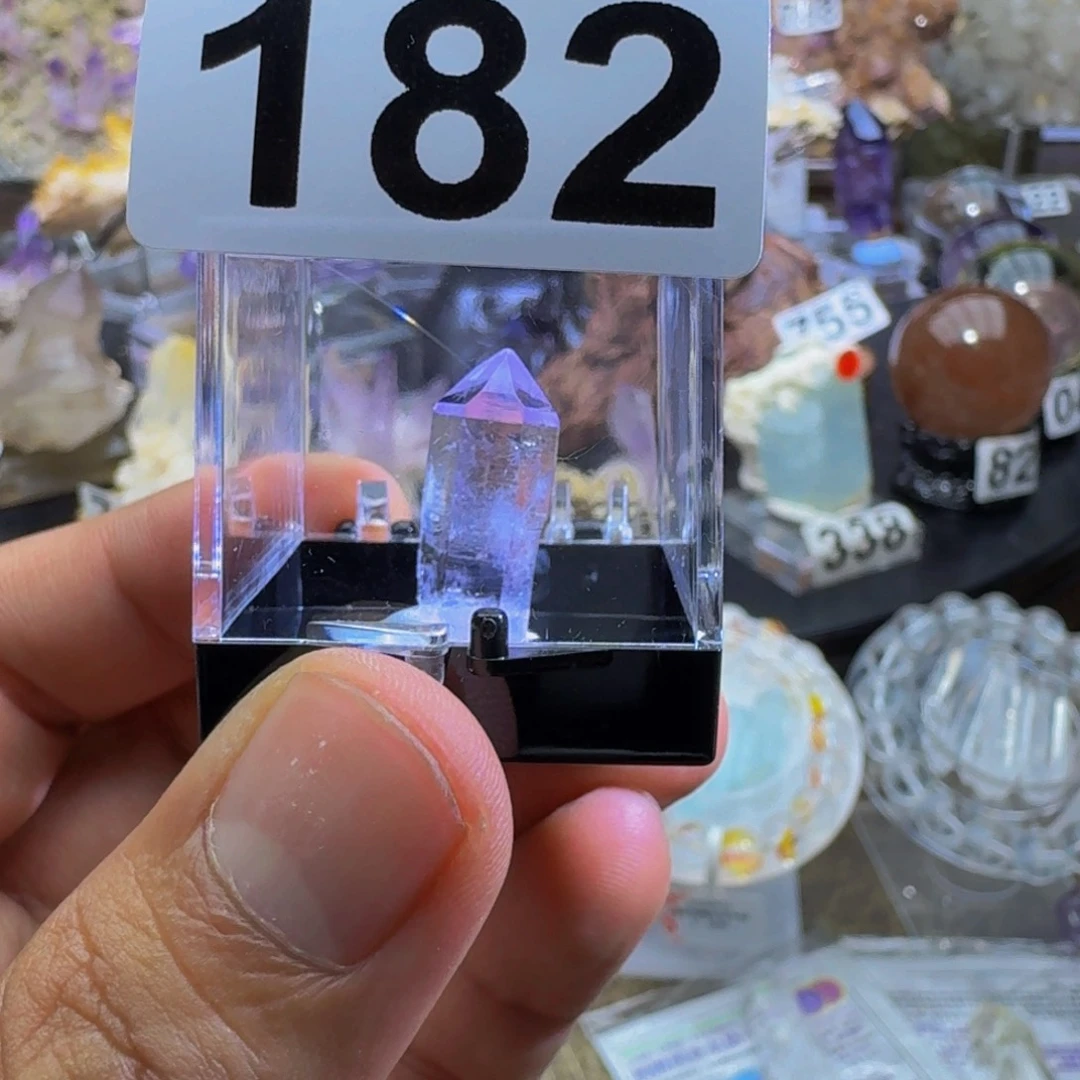 水晶未镶嵌珠宝半成品