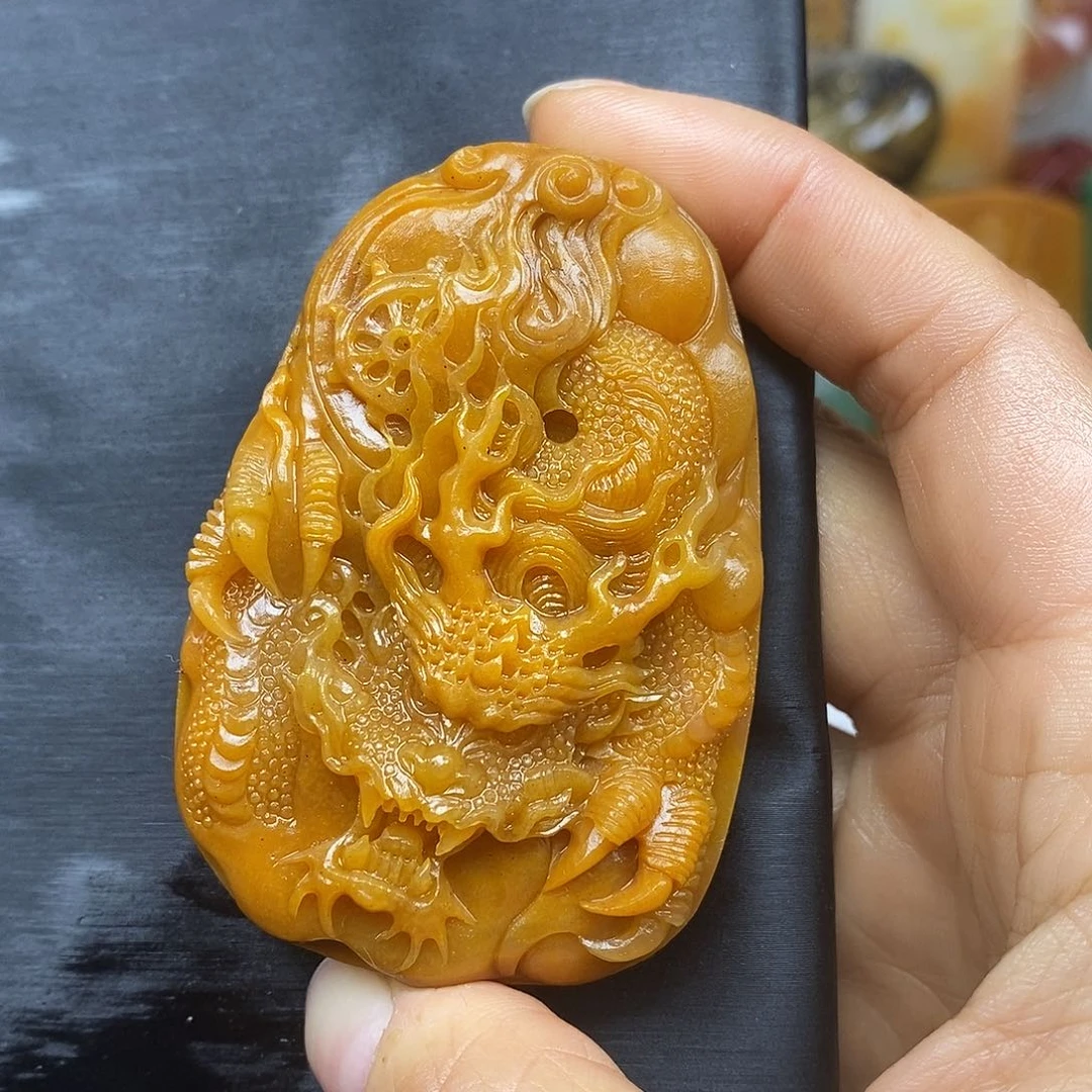 石英质玉颈饰未镶嵌