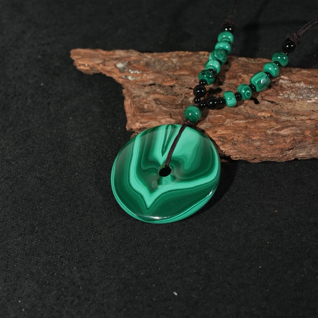 7.6香港王老板-孔雀石吊坠6v02