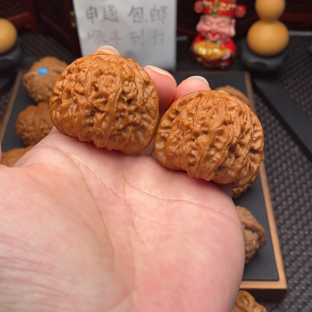 把件文玩核桃全品白狮子边肚43尺
