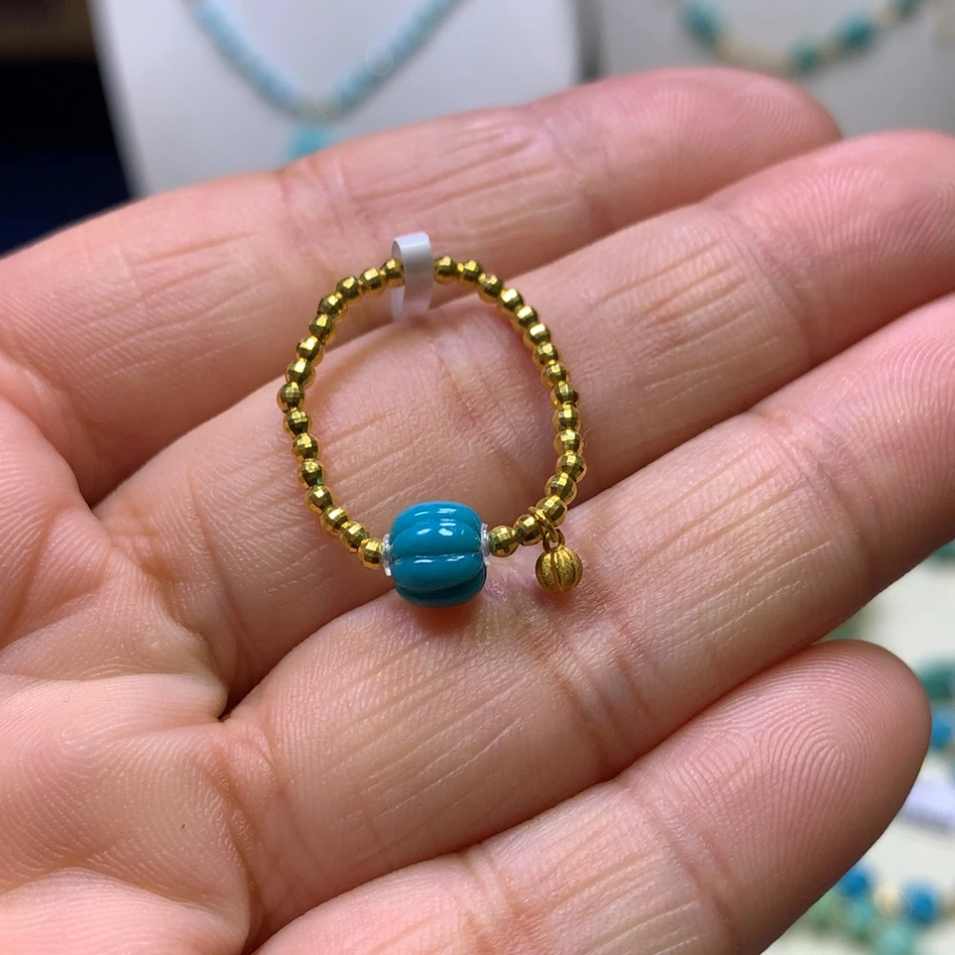 绿松石18K金镶嵌戒指