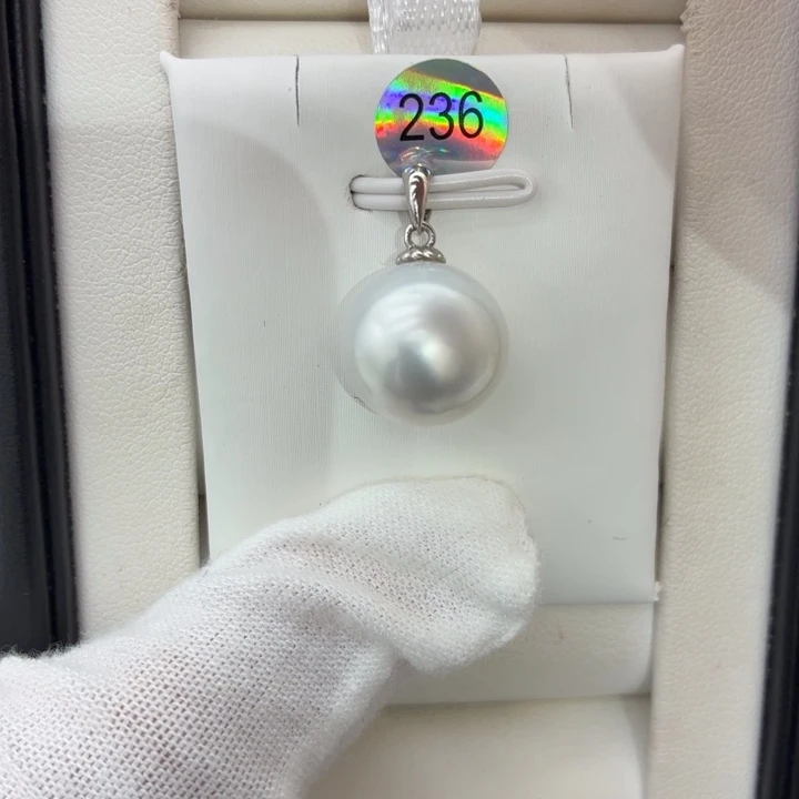 银S925镶嵌海水珍珠颈饰