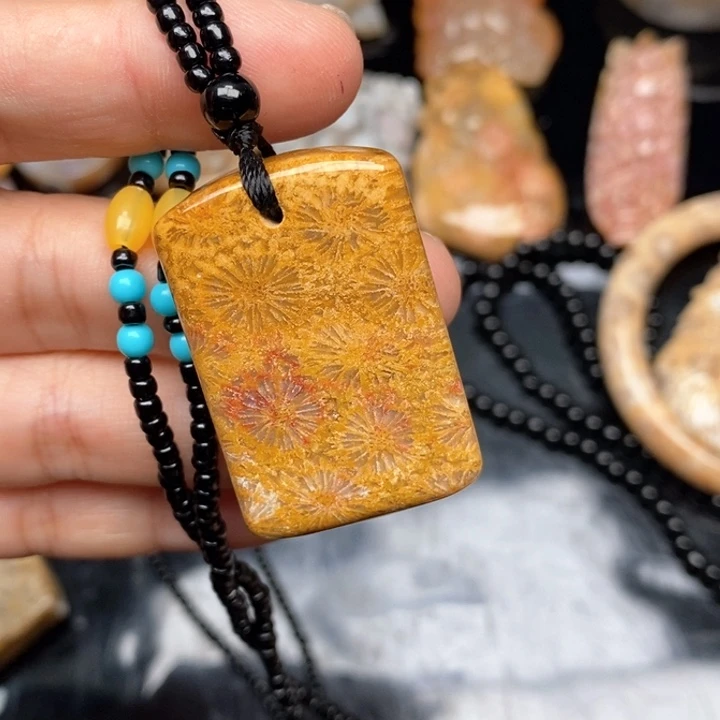 硅化珊瑚（珊瑚玉）手镯未镶嵌