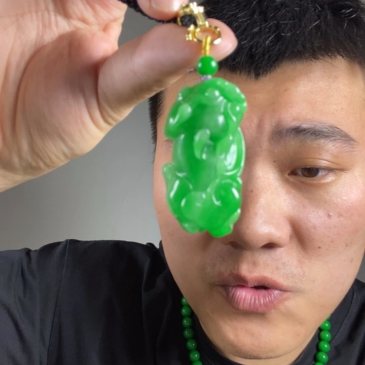 颈饰未镶嵌翡翠高端时尚貔貅吊坠