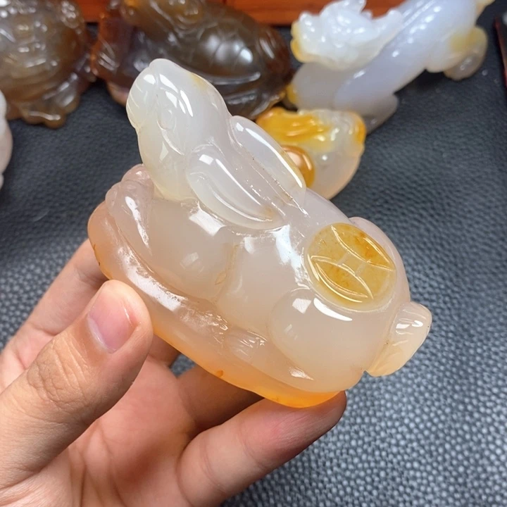 威***未镶嵌颈饰玛瑙/玉髓