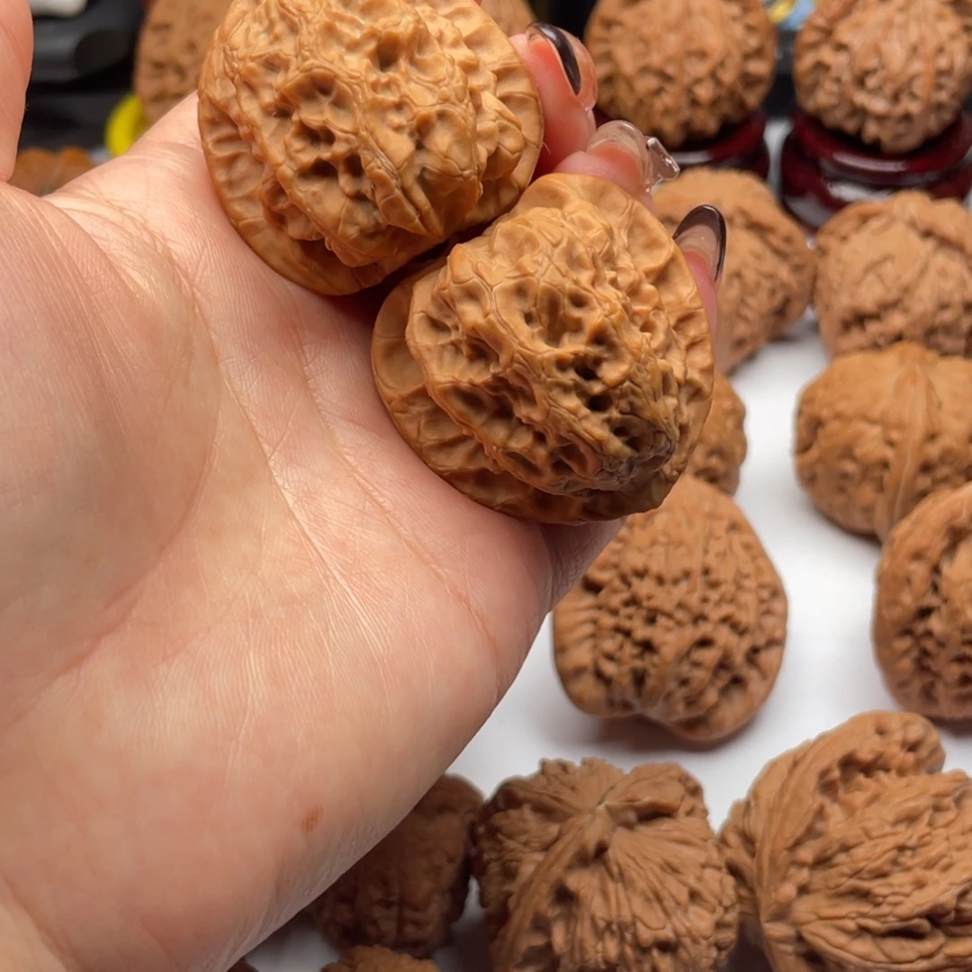 文玩核桃梨木台38