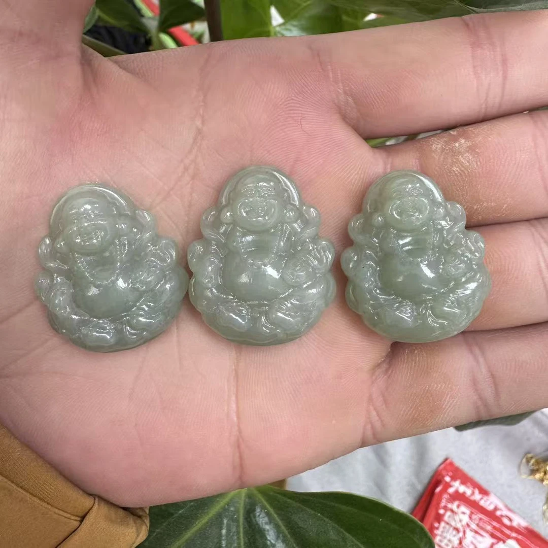 老李严选 和田玉冰晴水佛公吊坠 拍一发一多样性发其一 D628