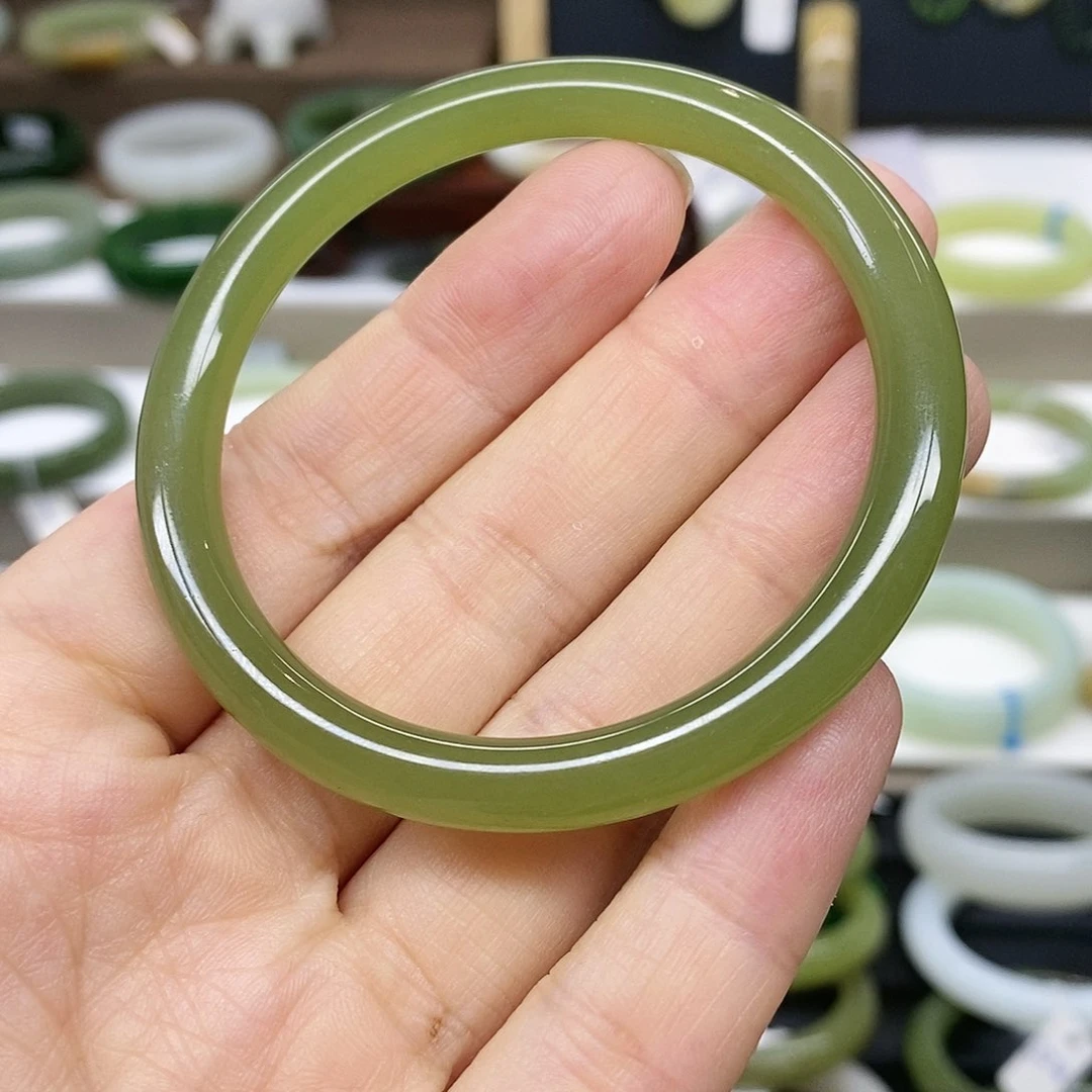 【闪购商品】和田玉手镯未镶嵌