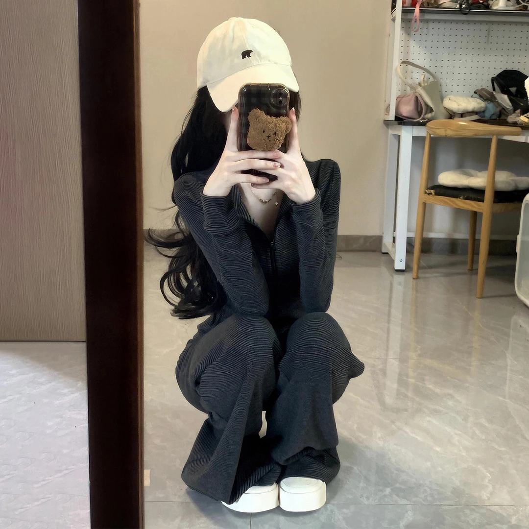 早秋季套装2025新款穿搭一整套卫衣时尚休闲运动高级感韩系两件套