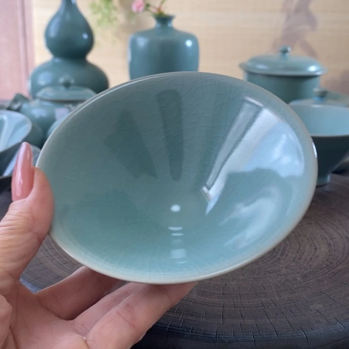 瓷片斗里盏一一一一一一一一一
