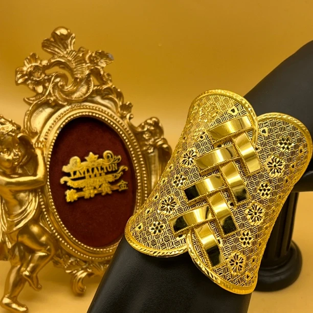 B播 41.88g 足金999手镯d