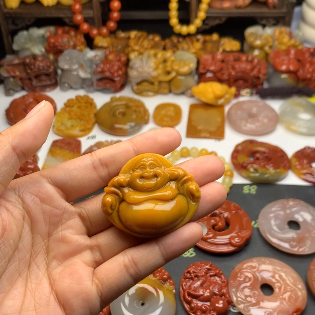 石英质玉（黄龙玉）挂件未镶嵌