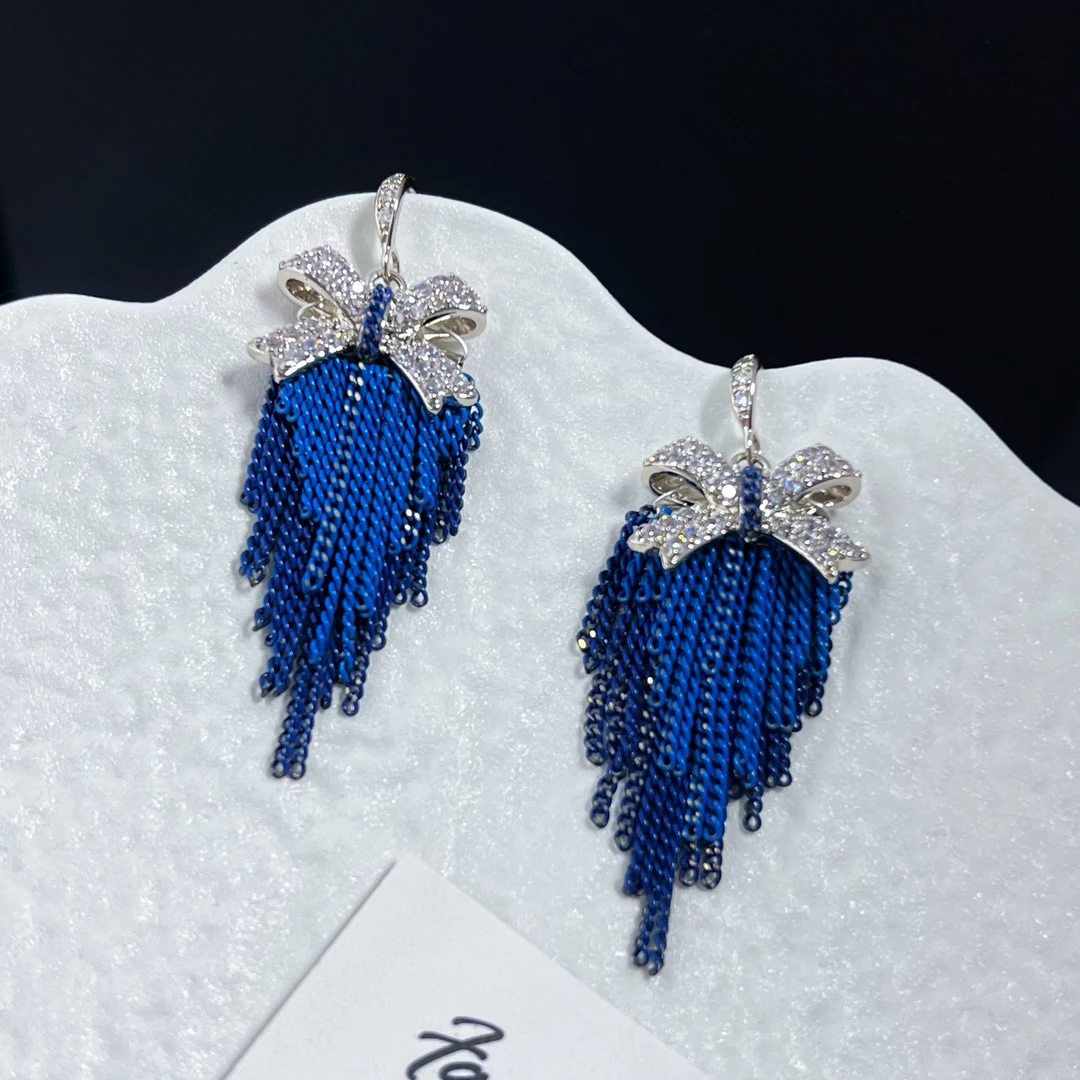 铜合金耳饰 E0536蓝色法式轻中古女气质优雅精致百搭时尚简约耳钉