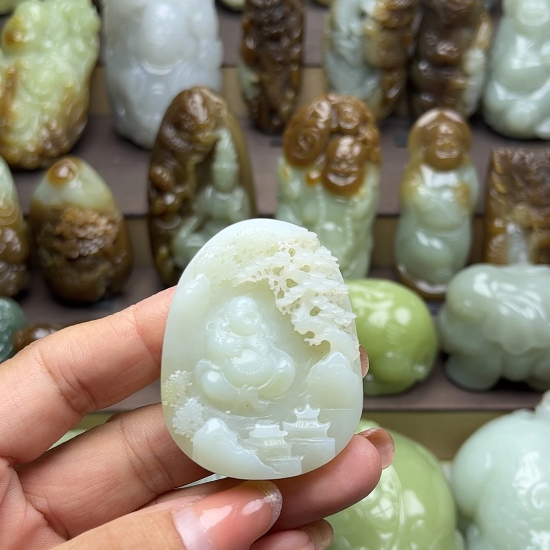 颈饰未镶嵌和田玉