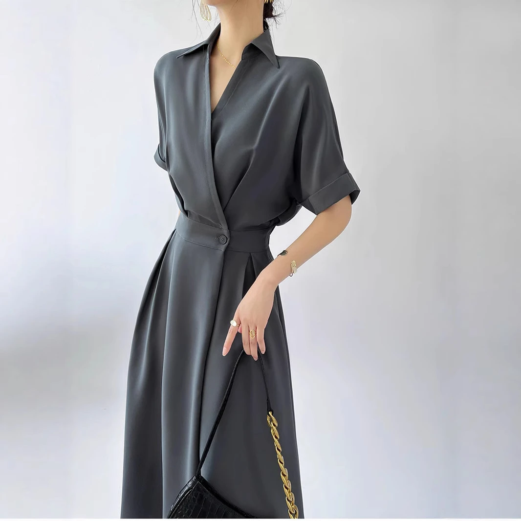 【现货】夏季冰感抗皱微胖mm中长款收腰显瘦V领设计感连衣裙