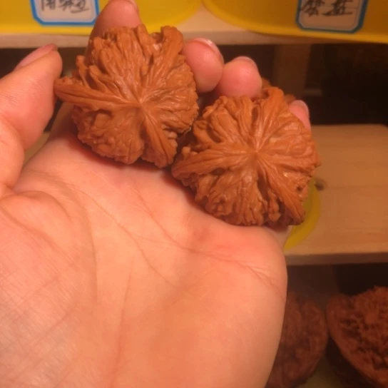 小****核桃手串/手链闷尖磨盘三棱