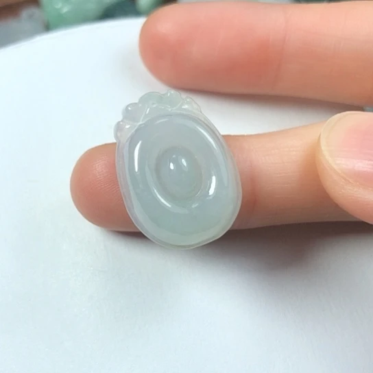 翡翠未镶嵌颈饰缅甸A货，每天下午1点半开播