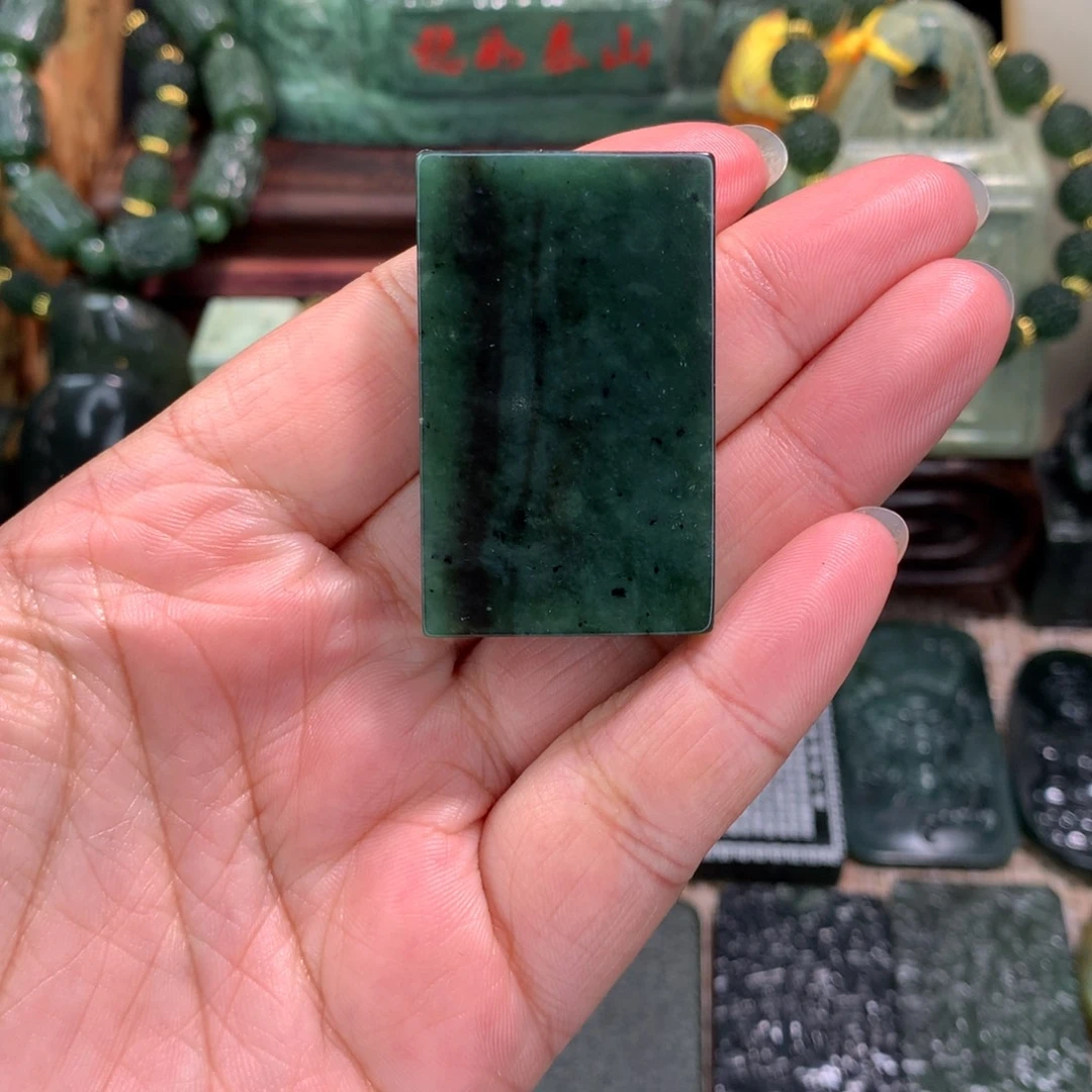 泰山玉精品无事牌挂件