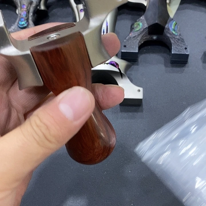 西***面2915号瑕疵弹弓裸弓
