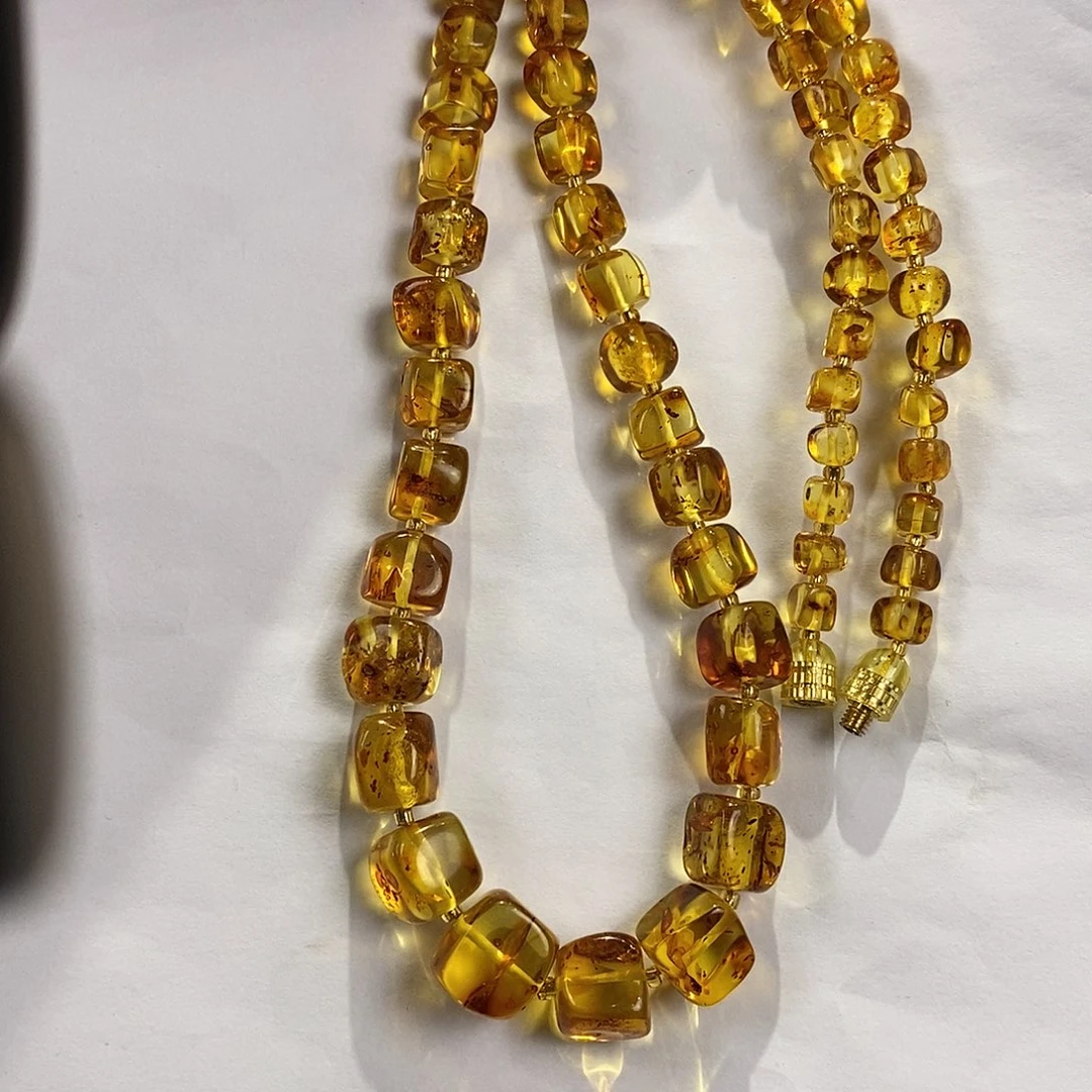 琥珀未镶嵌颈饰多样性发一