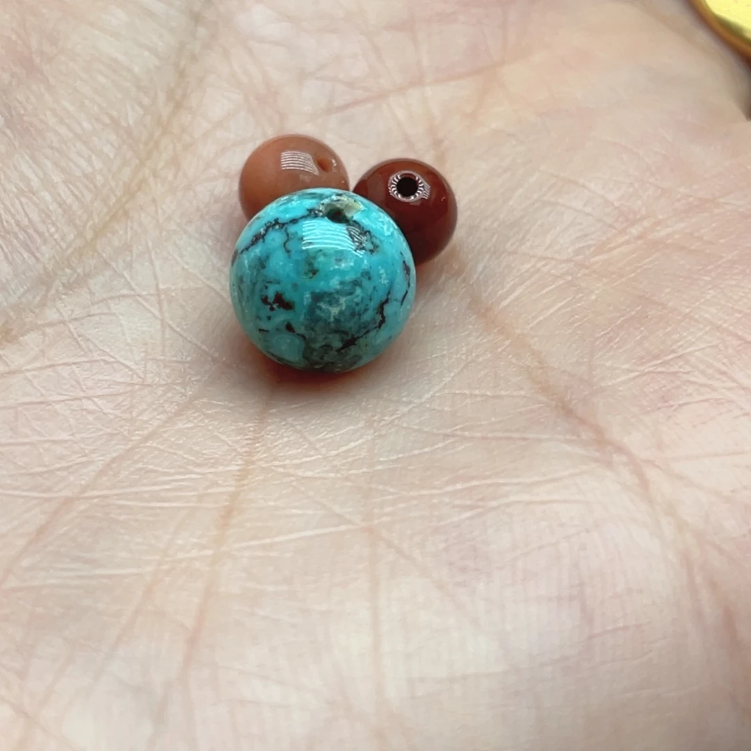 南红玛瑙未镶嵌珠宝奇石