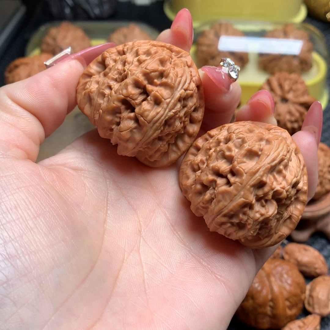 文玩核桃把件笑**生37血麒麟40三角白