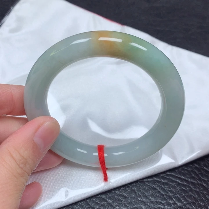 翡翠手镯（圆镯）未镶嵌