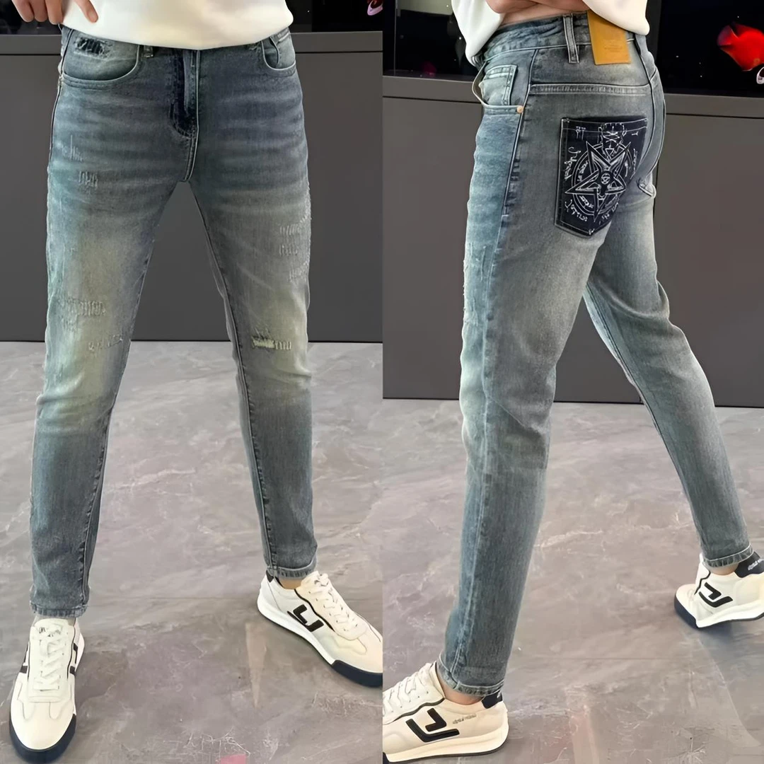 2025新款复古牛仔裤男潮流百搭男裤个性刮烂小脚裤舒适帅气长裤男