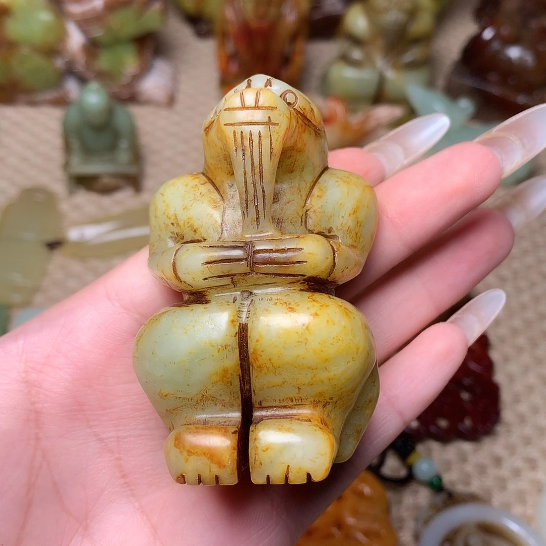 未镶嵌蛇纹石玉颈饰