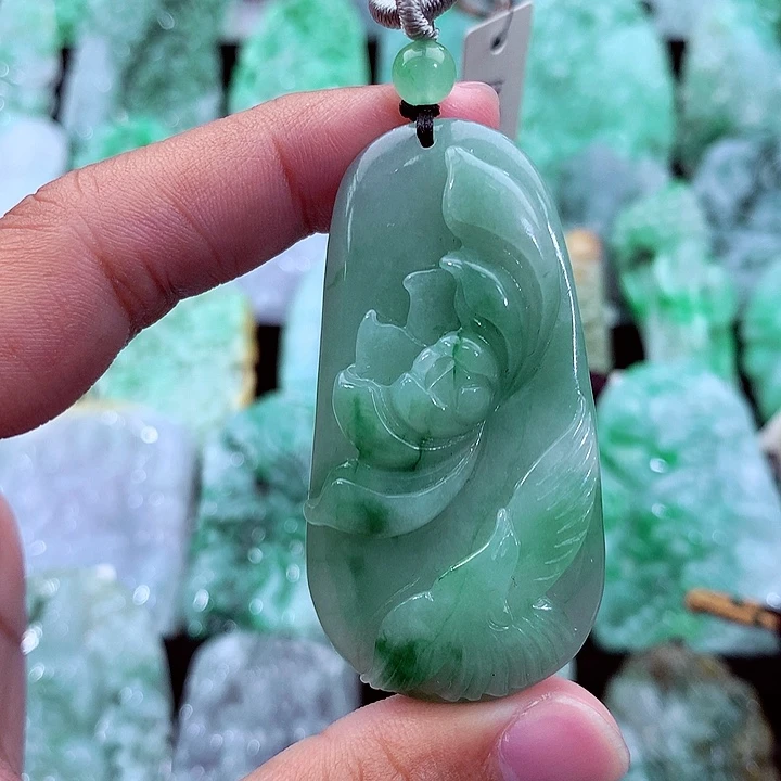 吊坠(不含链)未镶嵌翡翠