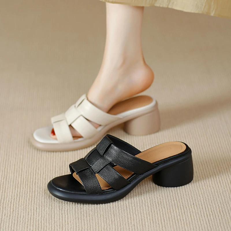 夏天拖鞋女鞋外穿2025新款一字拖轻便厚底松糕鞋小众百搭编制鞋子