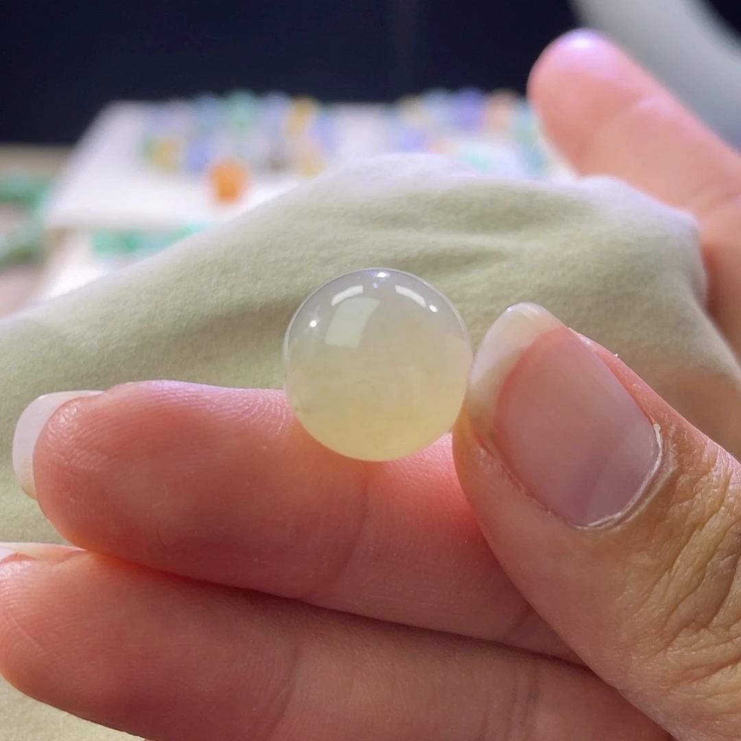 散珠翡翠展示勿拍缅甸翡翠a货卡13+雪梨黄